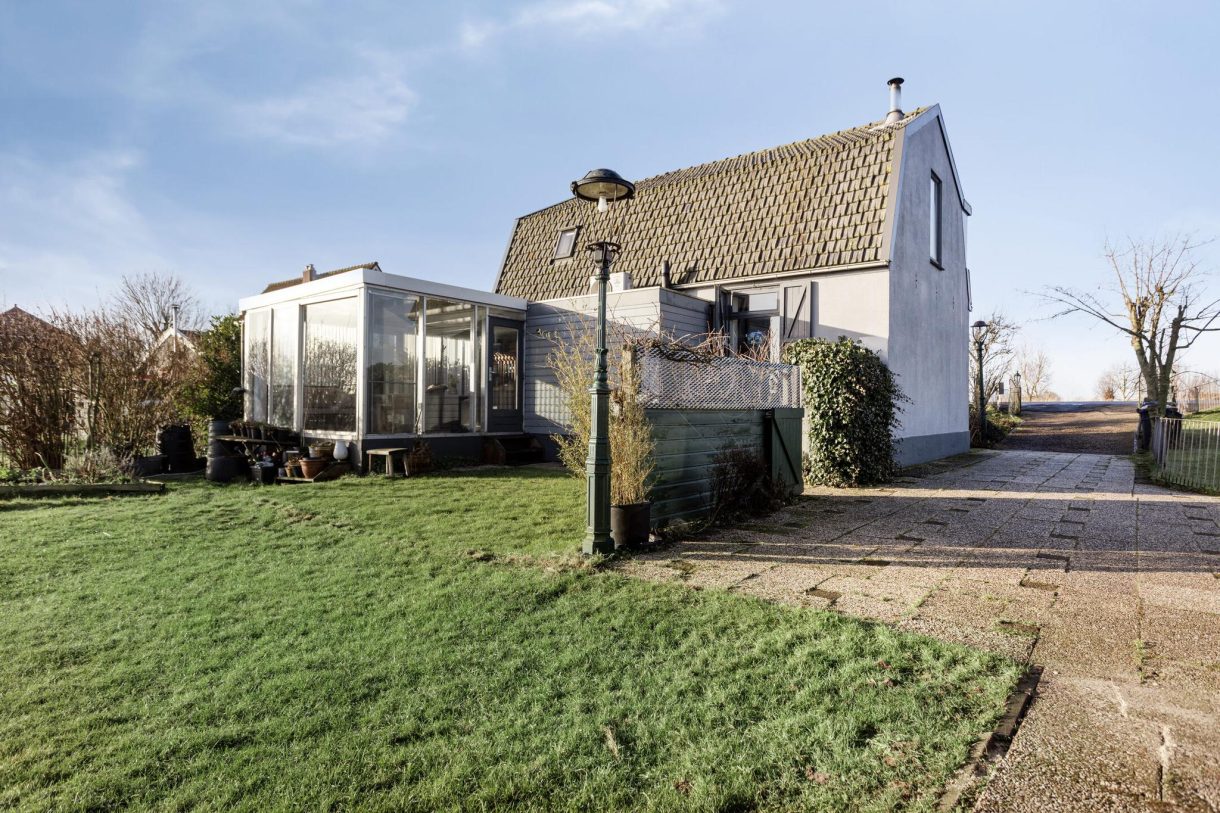 Te koop: Foto Woonhuis aan de Nauernasche Vaartdijk 7 in Westzaan