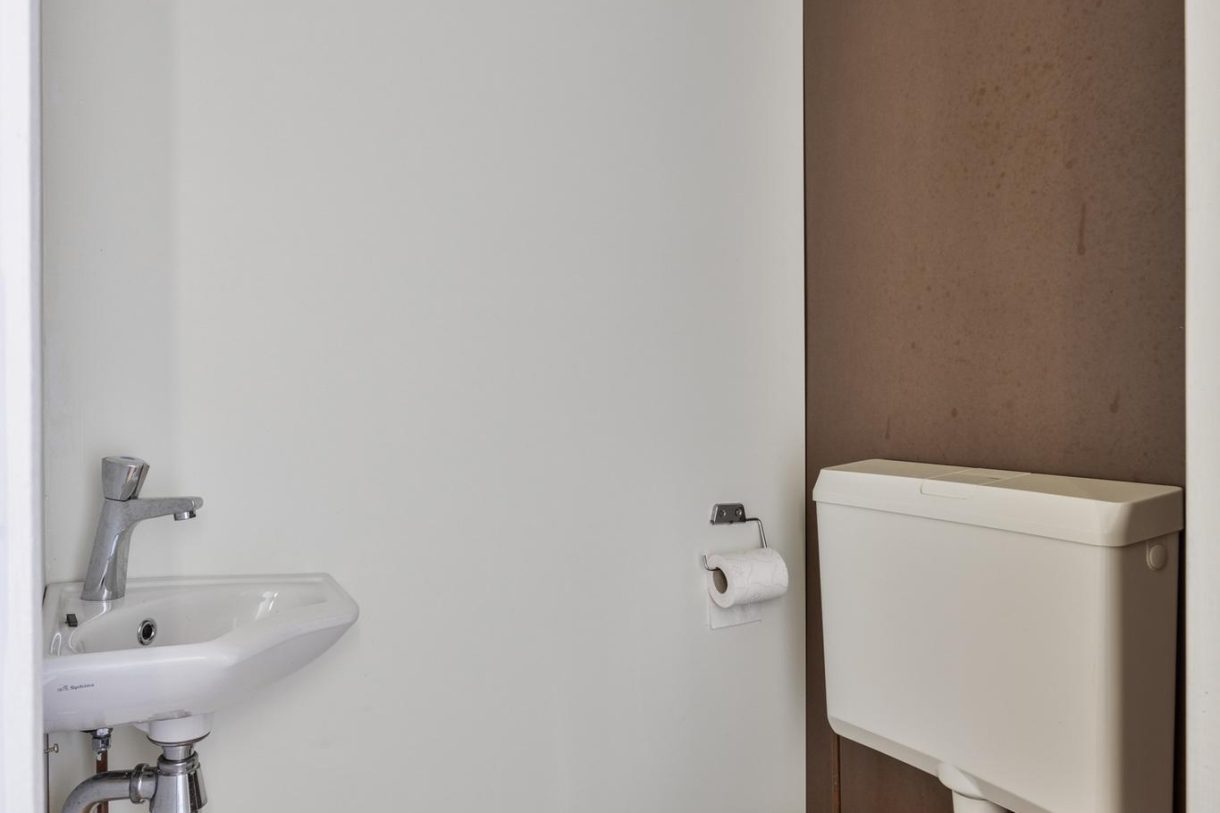 Te koop: Foto Woonhuis aan de Nauernasche Vaartdijk 7 in Westzaan