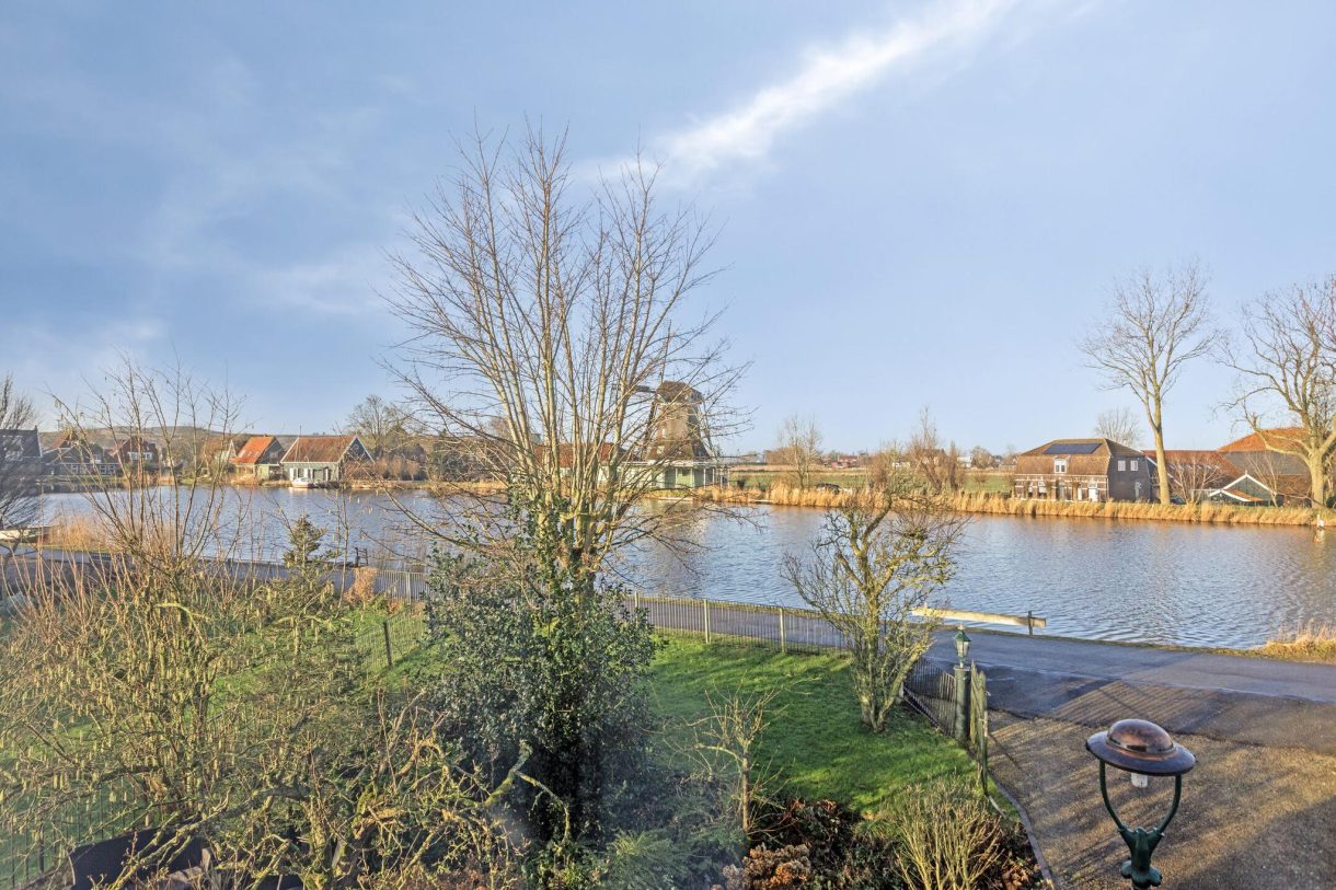 Te koop: Foto Woonhuis aan de Nauernasche Vaartdijk 7 in Westzaan