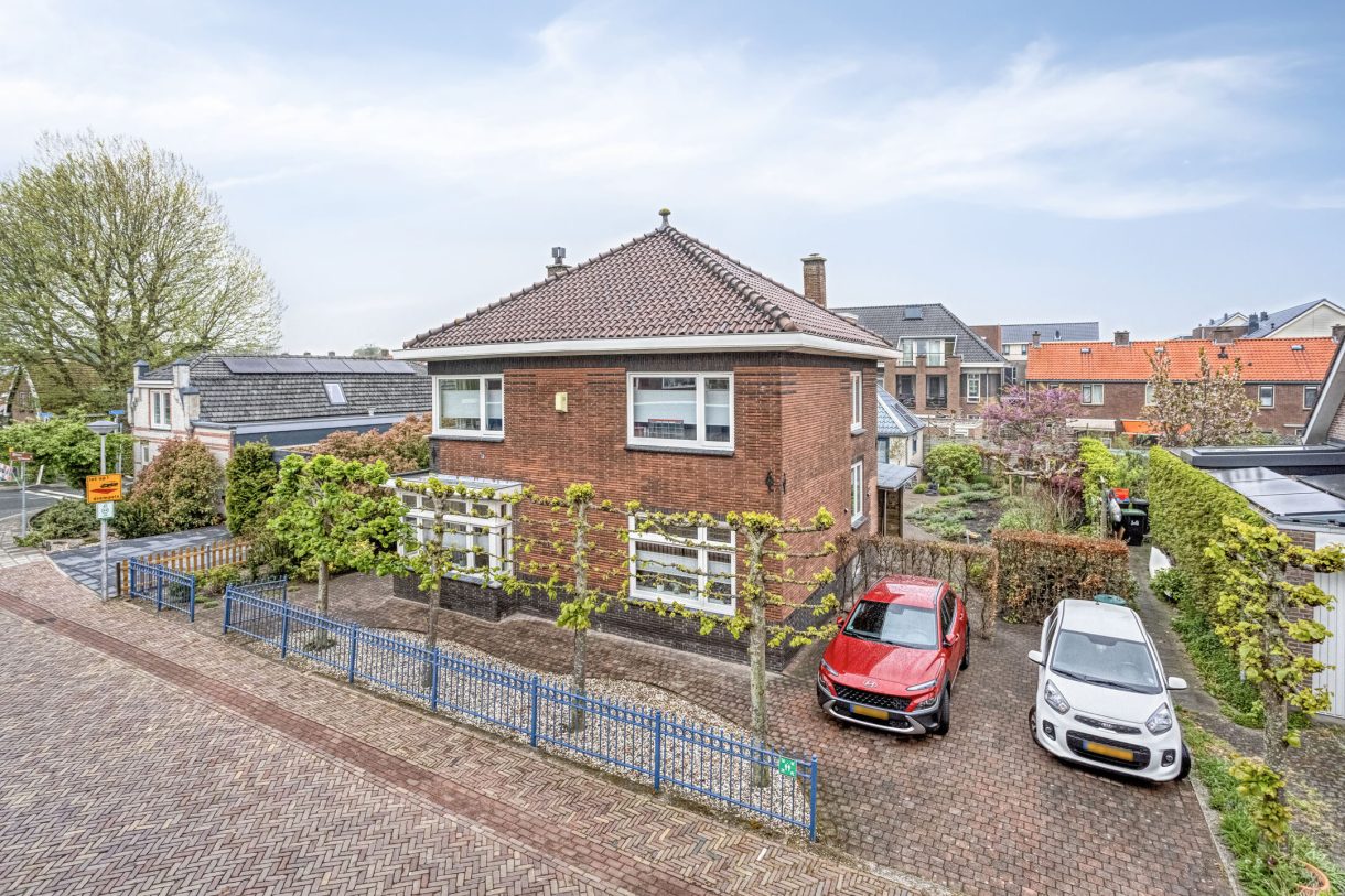 Te koop: Foto Woonhuis aan de Kerkstraat 13 in Woubrugge