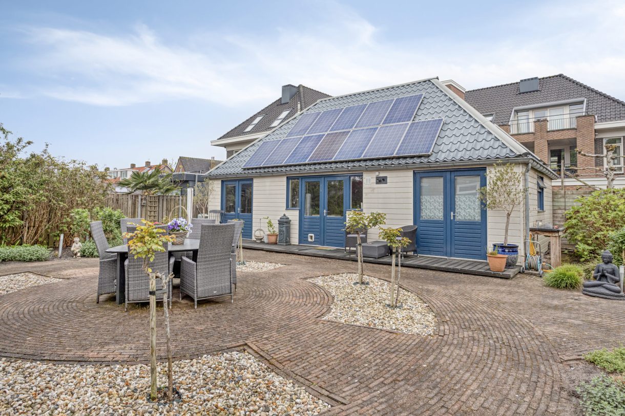 Te koop: Foto Woonhuis aan de Kerkstraat 13 in Woubrugge