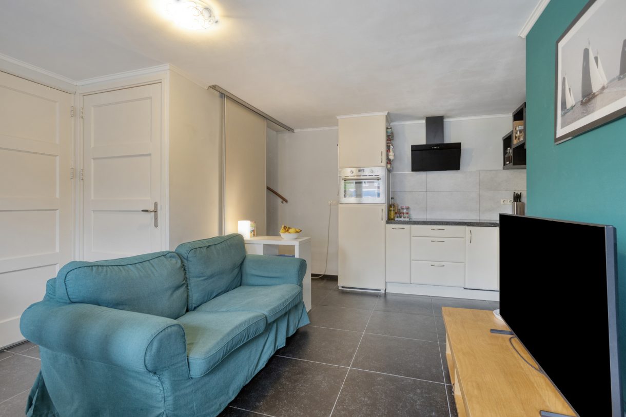 Te koop: Foto Woonhuis aan de Kerkstraat 13 in Woubrugge