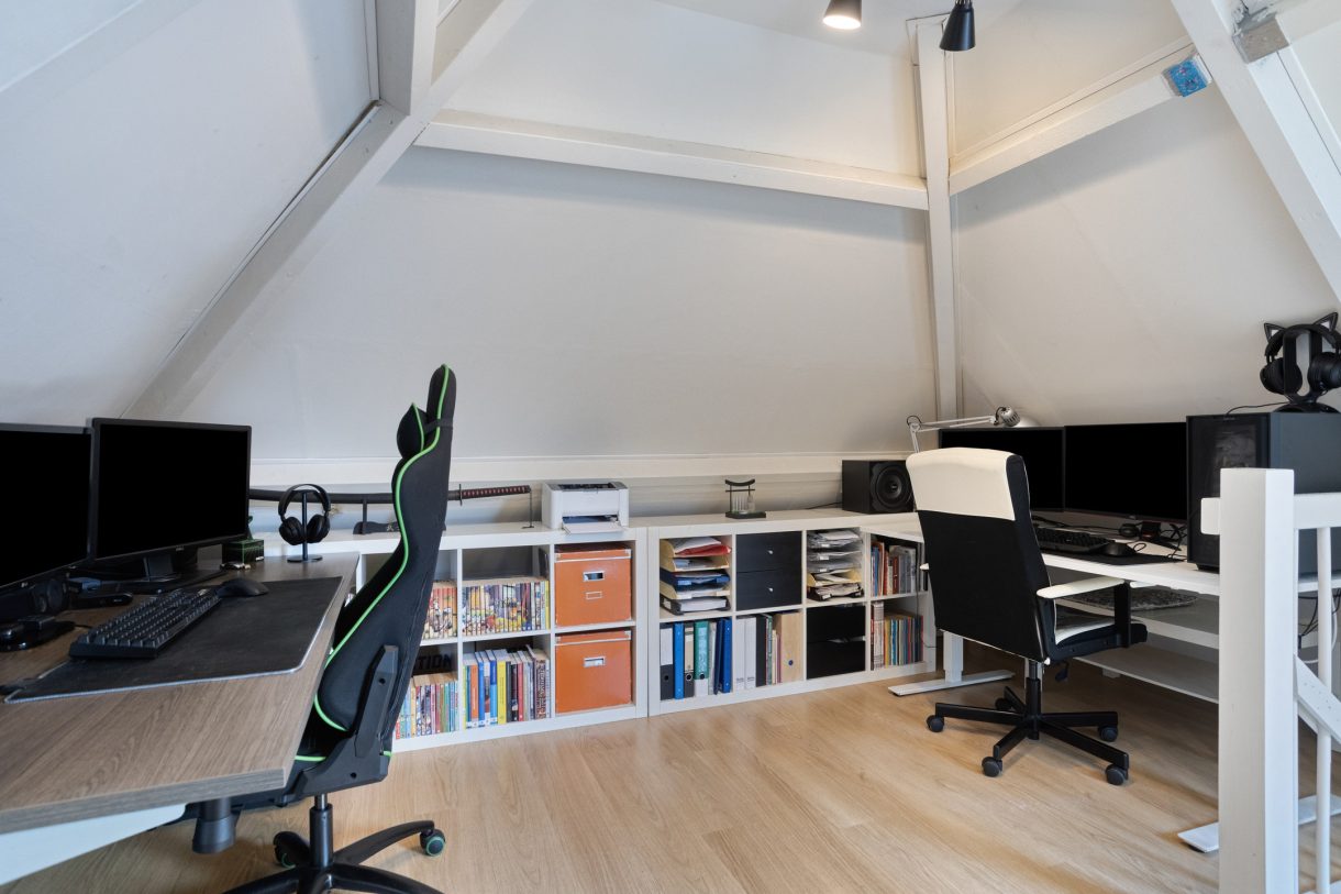 Te koop: Foto Woonhuis aan de Kerkstraat 13 in Woubrugge