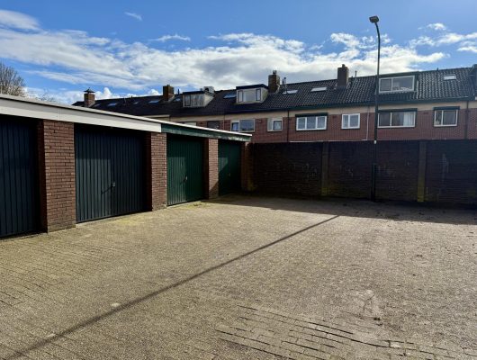 Hoofdfoto van Breukelen Titus Brandsmastraat ong