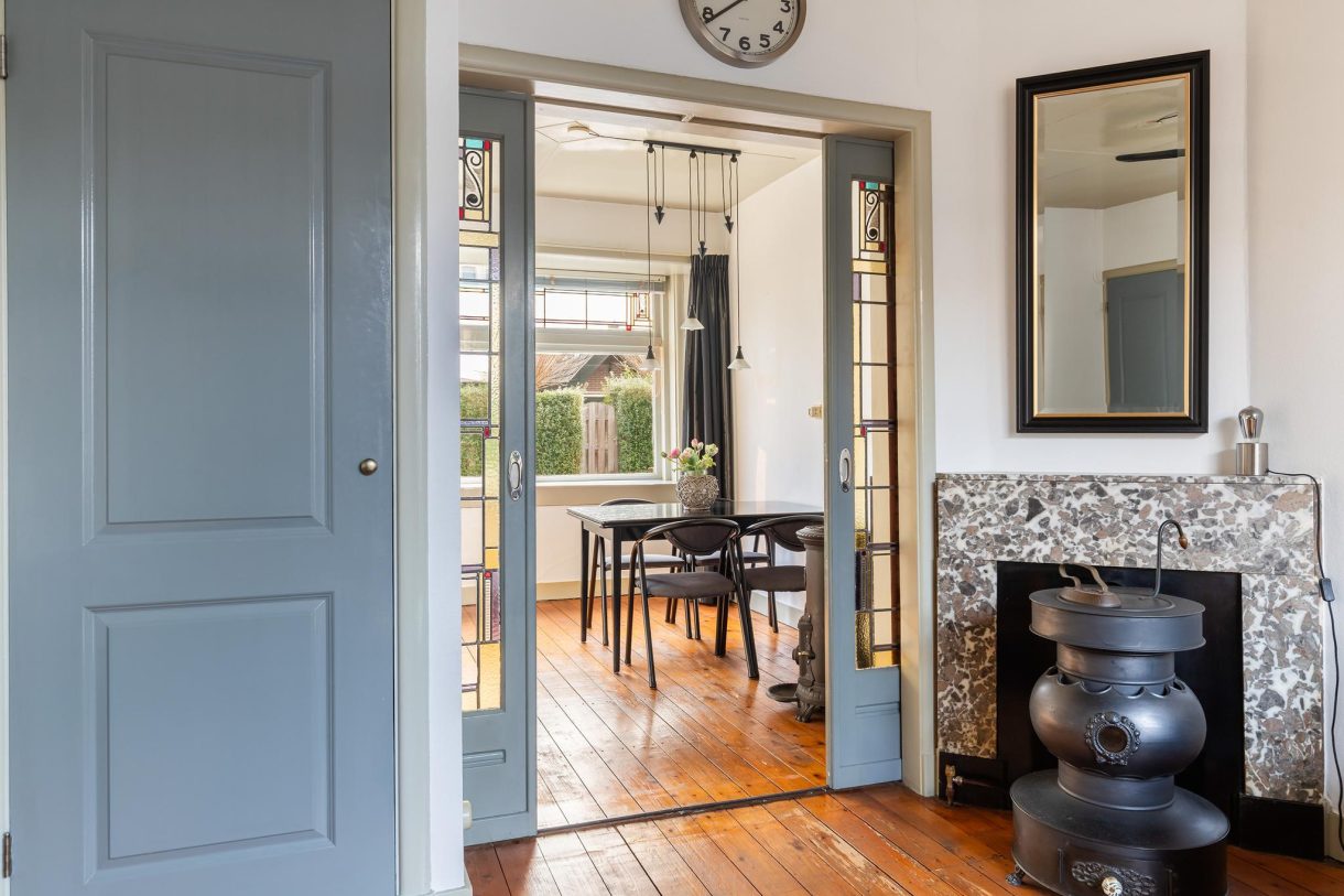 Te koop: Foto Woonhuis aan de Dahliastraat 18 in Woerden