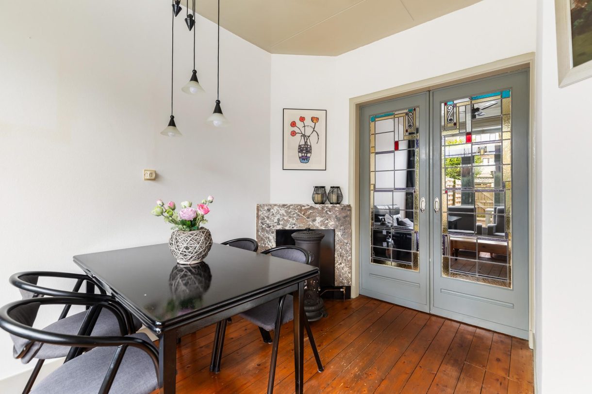 Te koop: Foto Woonhuis aan de Dahliastraat 18 in Woerden