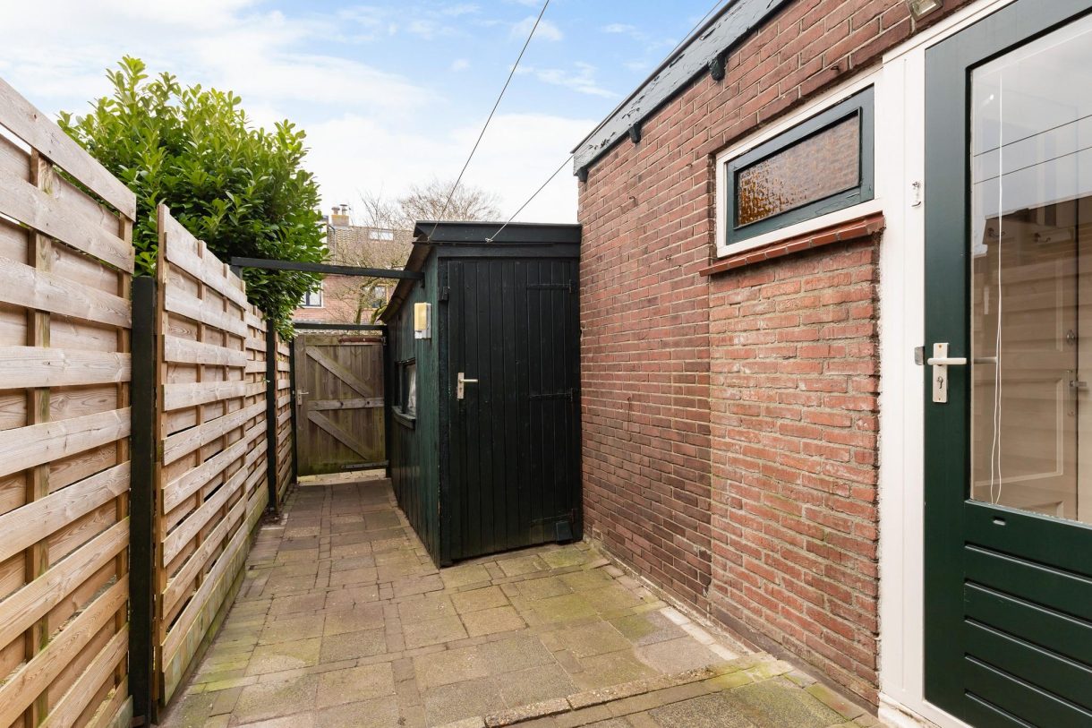 Te koop: Foto Woonhuis aan de Dahliastraat 18 in Woerden