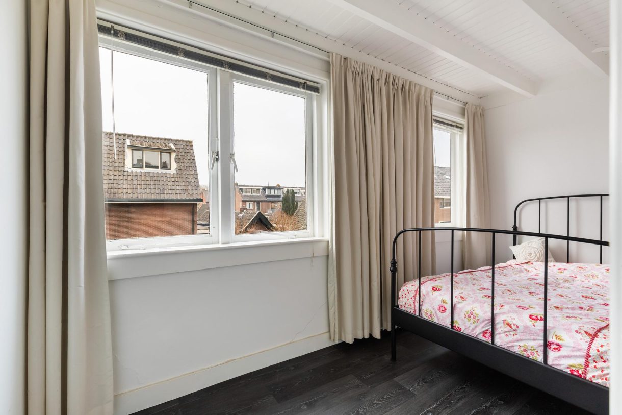 Te koop: Foto Woonhuis aan de Dahliastraat 18 in Woerden