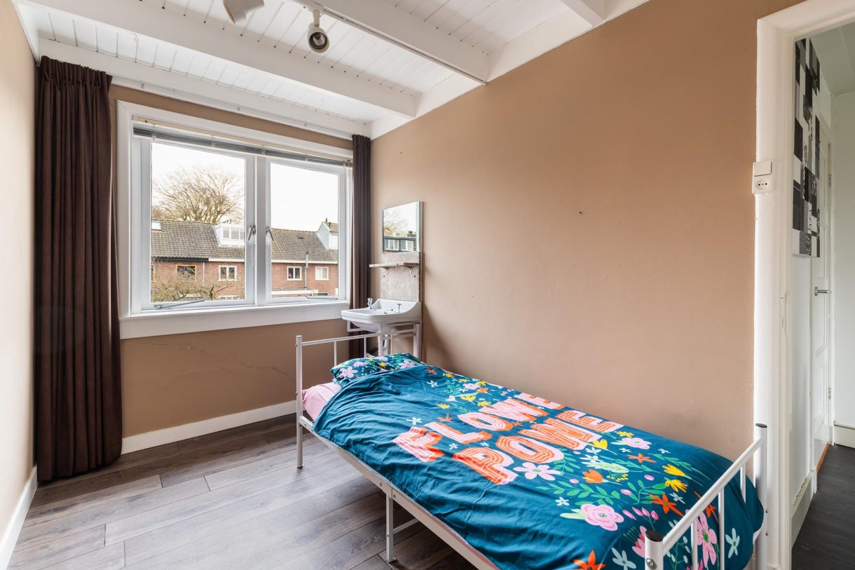 Te koop: Foto Woonhuis aan de Dahliastraat 18 in Woerden