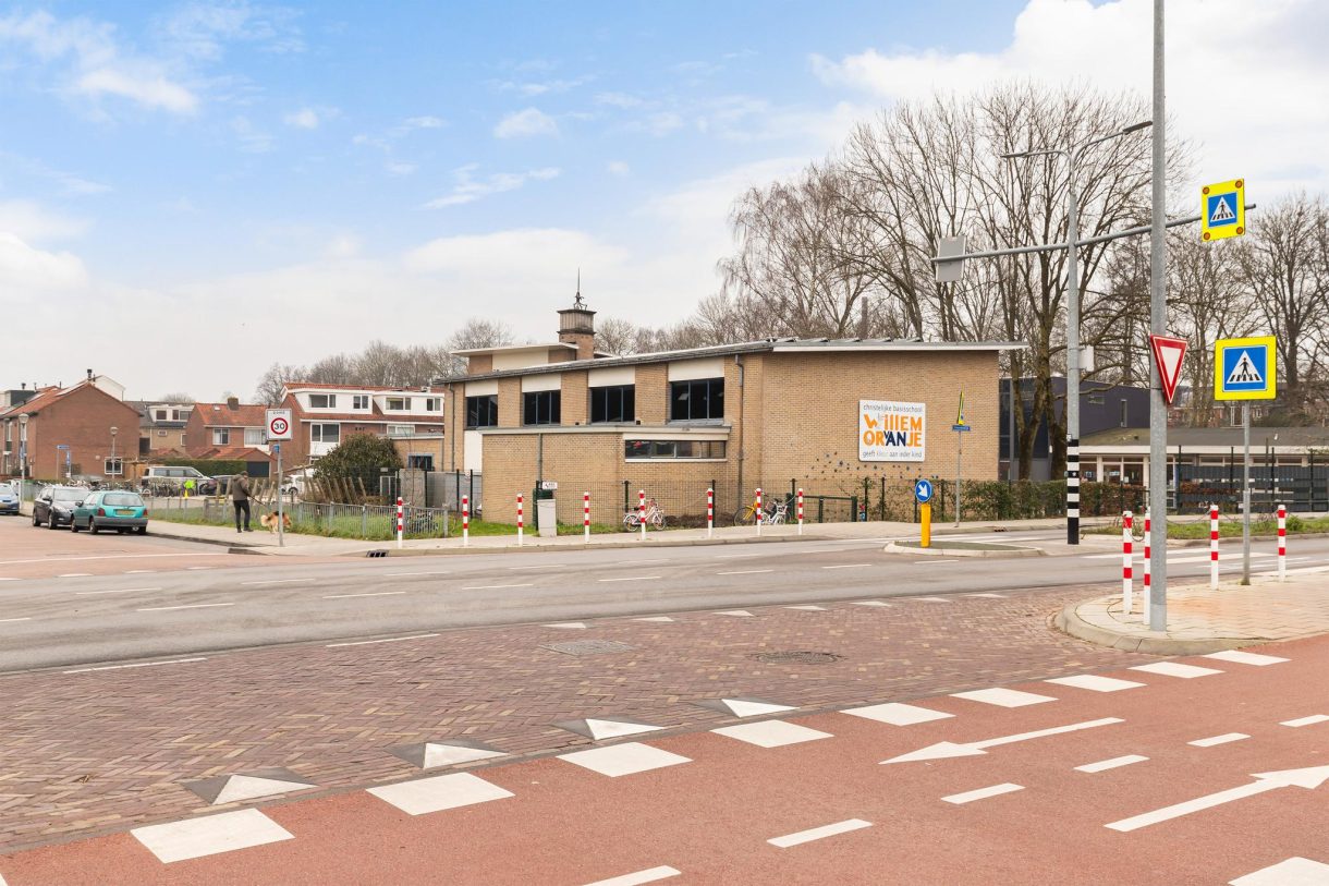 Te koop: Foto Woonhuis aan de Dahliastraat 18 in Woerden
