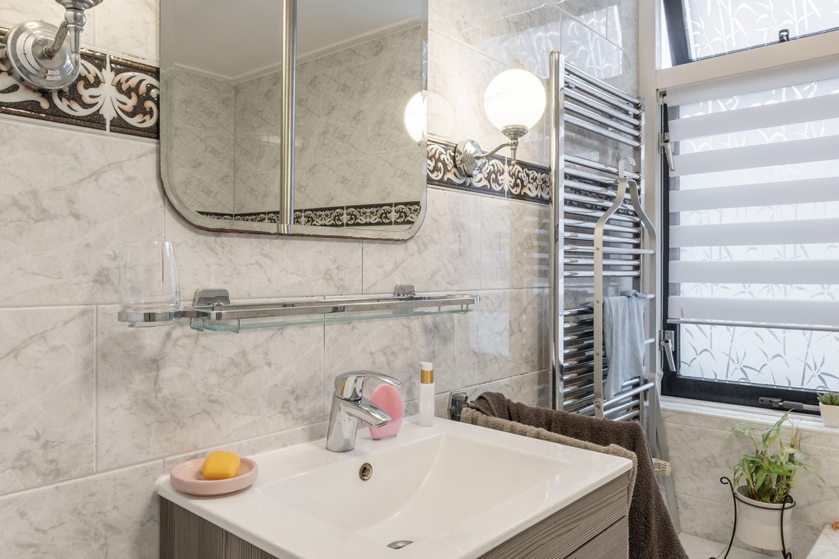 Te koop: Foto Woonhuis aan de Emmastraat 29 in Vlaardingen