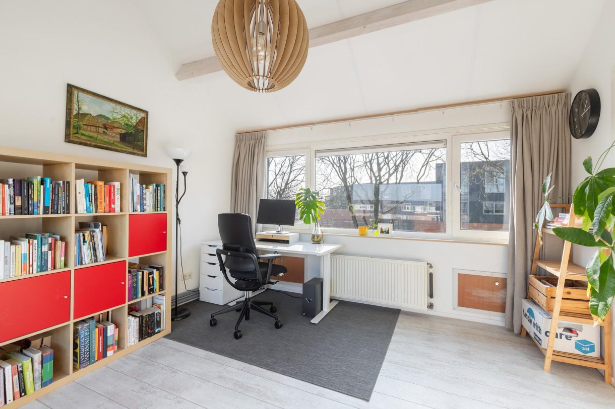 Te koop: Foto Woonhuis aan de Jozef Israelslaan 42 in Woerden