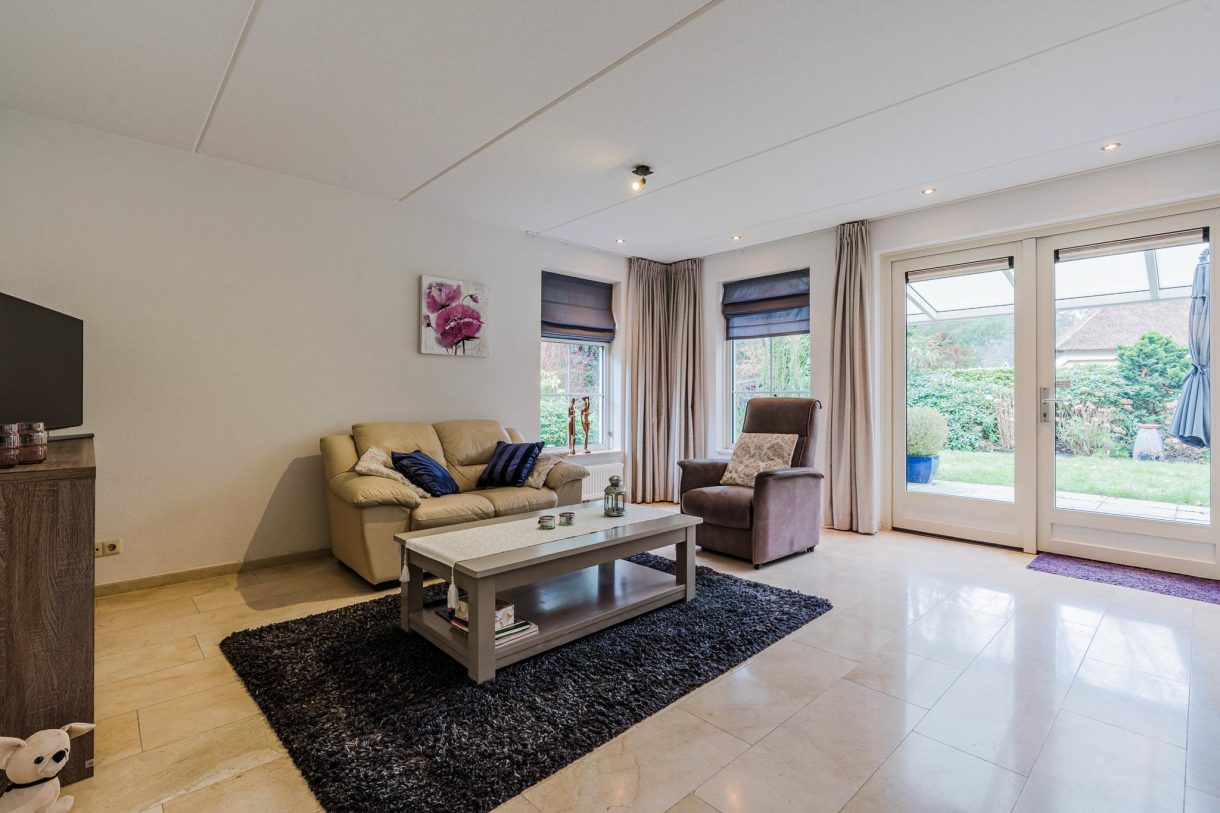 Te koop: Foto Woonhuis aan de Hof van Halenweg 2-346 in Hooghalen