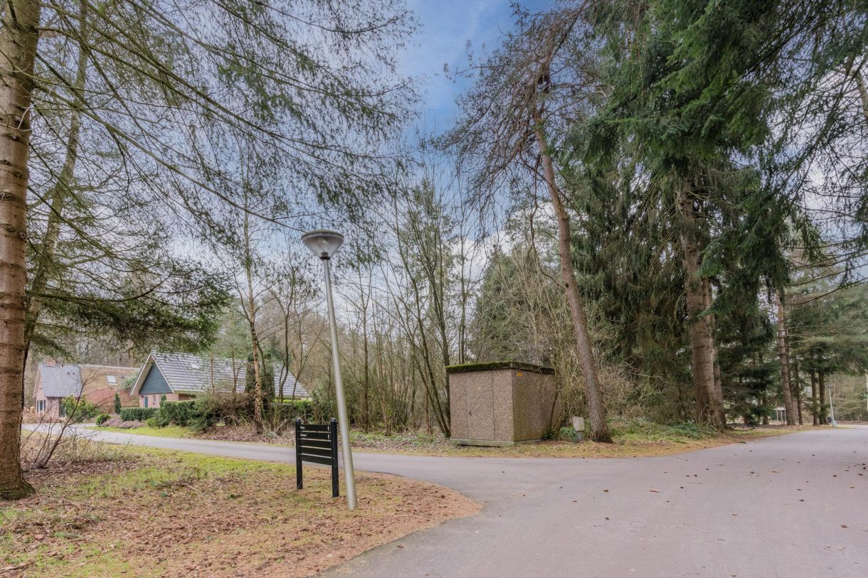 Te koop: Foto Woonhuis aan de Hof van Halenweg 2-346 in Hooghalen