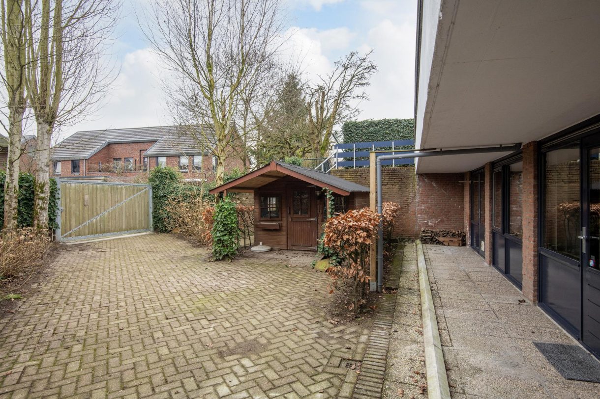 Te koop: Foto Woonhuis aan de Rijksstraatweg 235 in Beek