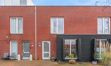 Hoofdfoto van Nieuwveen Rugstreeppad 33