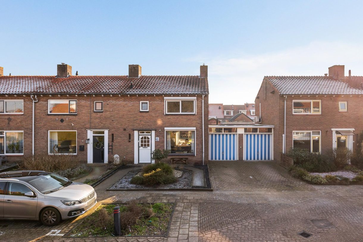 Te koop: Foto Woonhuis aan de Leeuwerikstraat 13 in Hattemerbroek