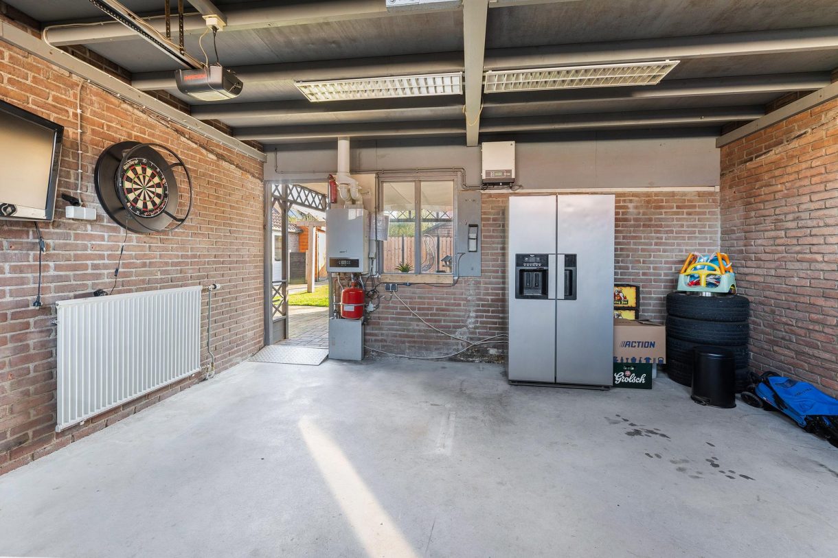 Te koop: Foto Woonhuis aan de Leeuwerikstraat 13 in Hattemerbroek