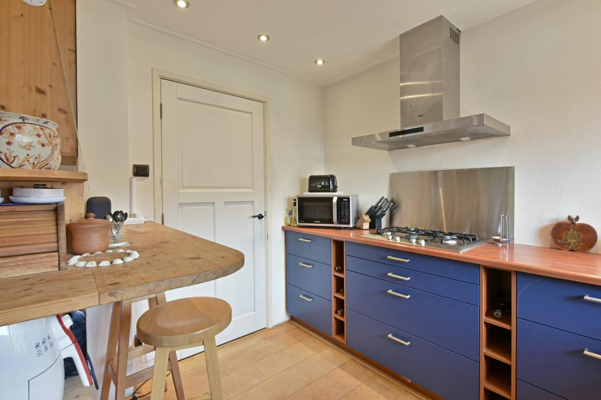 Te koop: Foto Woonhuis aan de Kerkvaartsweg 4 in Aarlanderveen