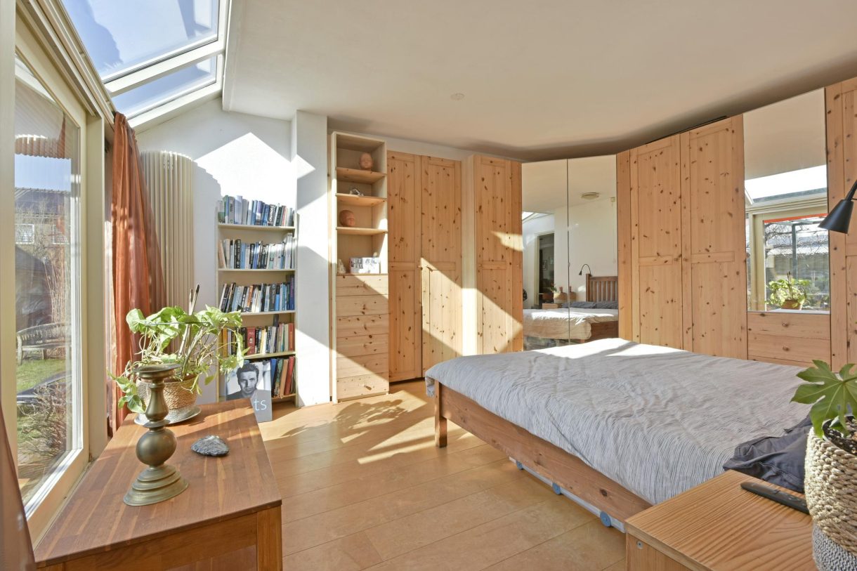 Te koop: Foto Woonhuis aan de Kerkvaartsweg 4 in Aarlanderveen