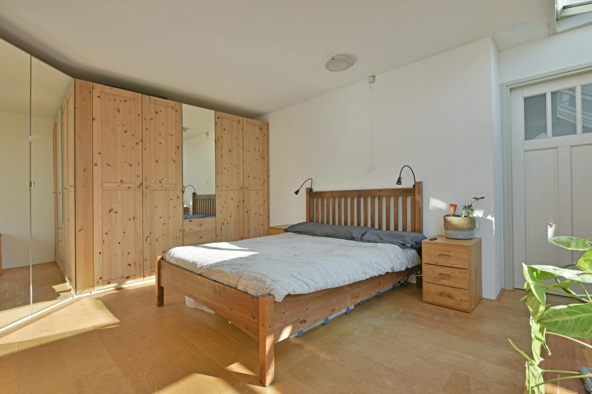 Te koop: Foto Woonhuis aan de Kerkvaartsweg 4 in Aarlanderveen