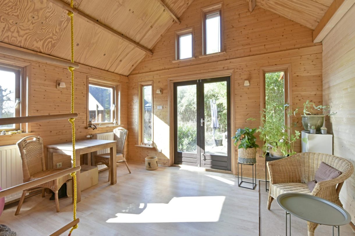 Te koop: Foto Woonhuis aan de Kerkvaartsweg 4 in Aarlanderveen