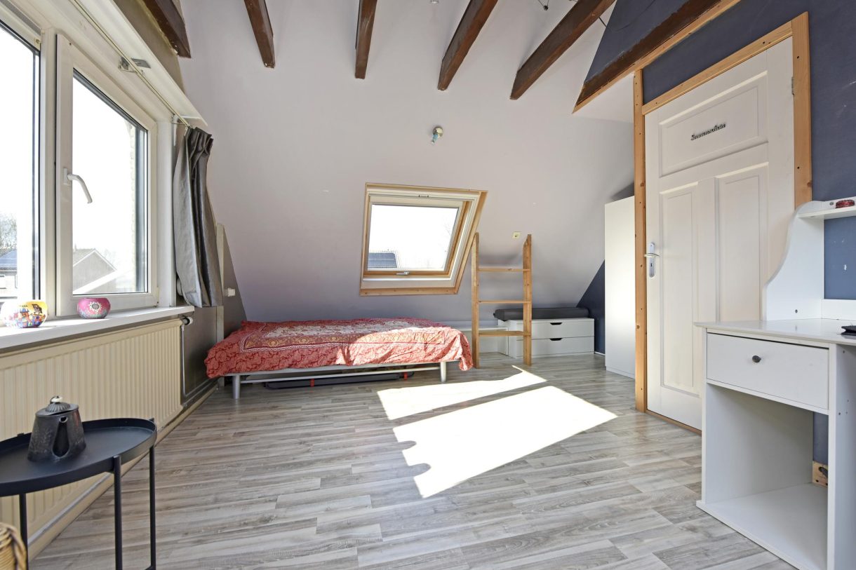 Te koop: Foto Woonhuis aan de Kerkvaartsweg 4 in Aarlanderveen