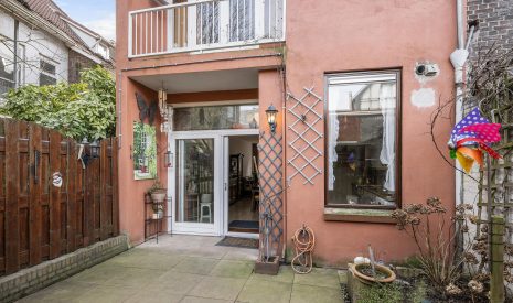 Te koop: Foto Woonhuis aan de Willem Barendszoonstraat 27 in Vlaardingen