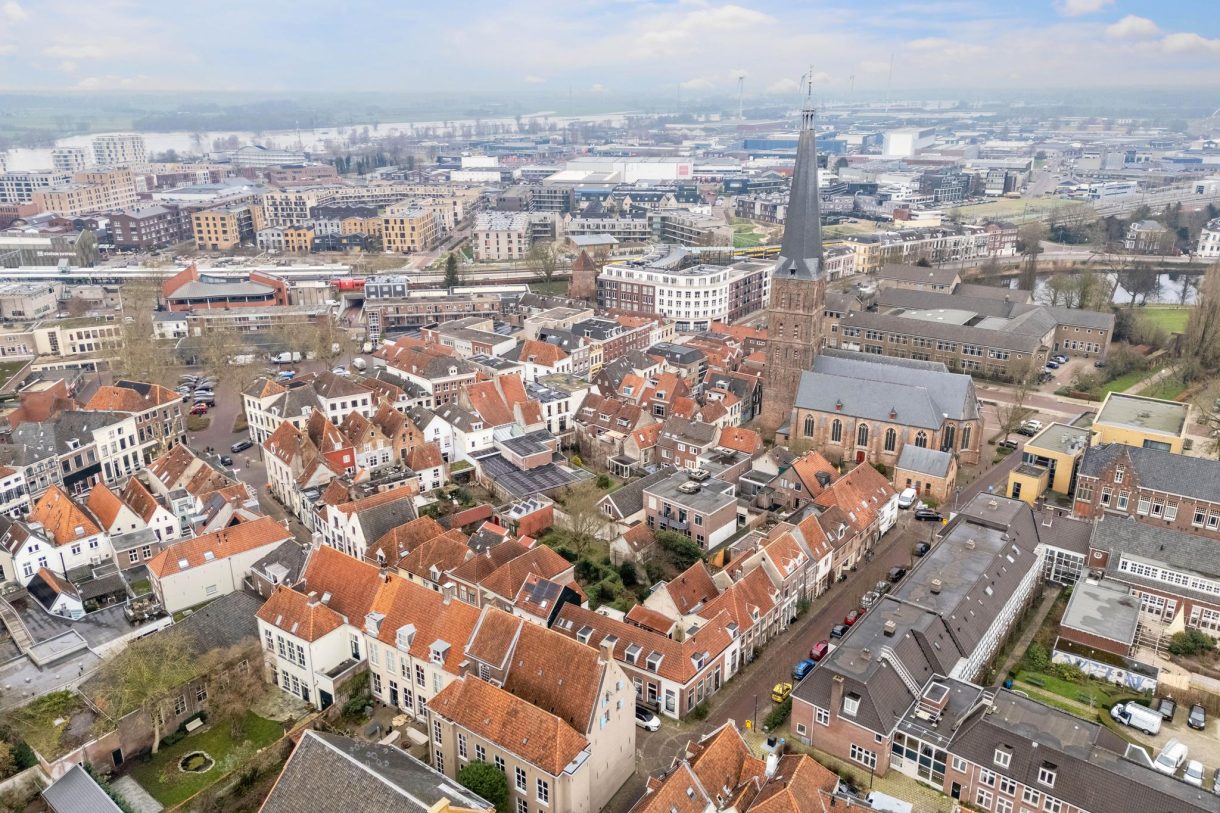 Te koop: Foto Woonhuis aan de Oude Wijvenhofje 2 in Zutphen