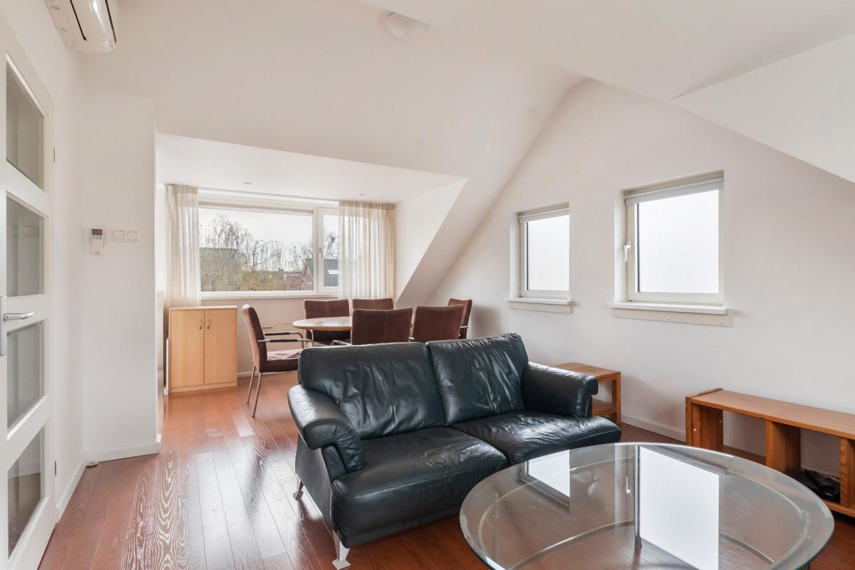 Te koop: Foto Woonhuis aan de Schermerhorn-lanen 38 in Woerden