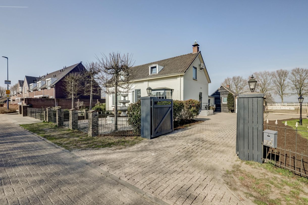 Te koop: Foto Woonhuis aan de Provincialeweg 155A in Oosteind