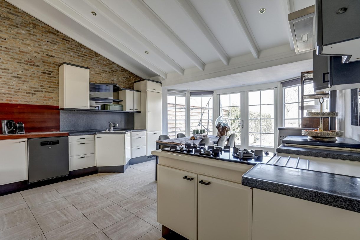 Te koop: Foto Woonhuis aan de Provincialeweg 155A in Oosteind