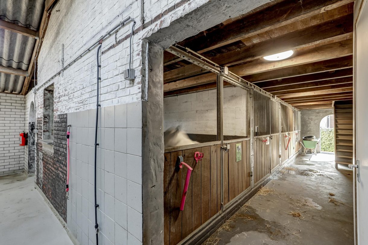 Te koop: Foto Woonhuis aan de Provincialeweg 155A in Oosteind