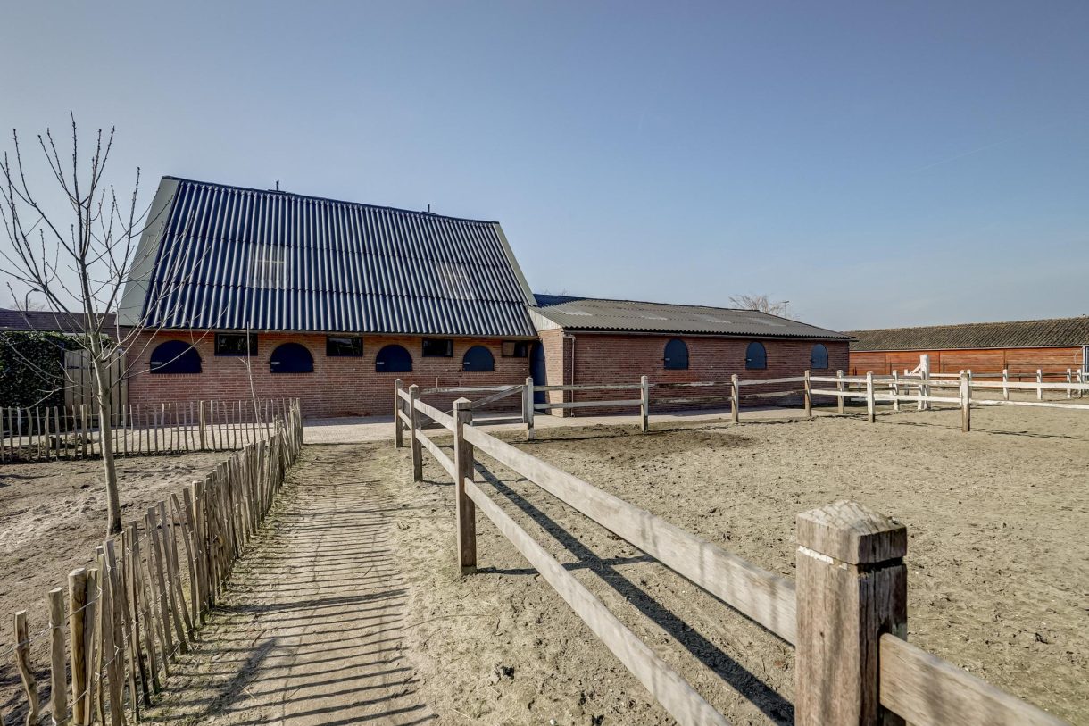 Te koop: Foto Woonhuis aan de Provincialeweg 155A in Oosteind