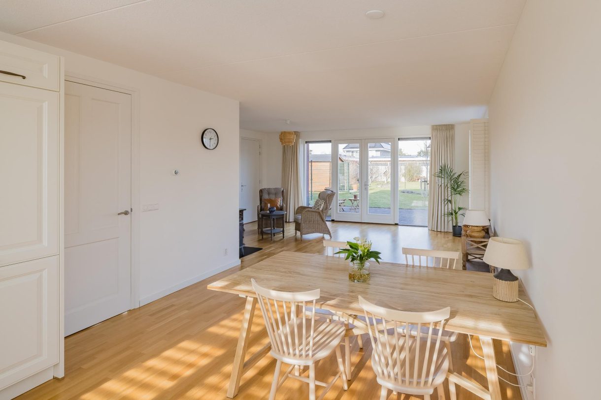 Te koop: Foto Woonhuis aan de Abeelenpark 24 in Noordwijkerhout