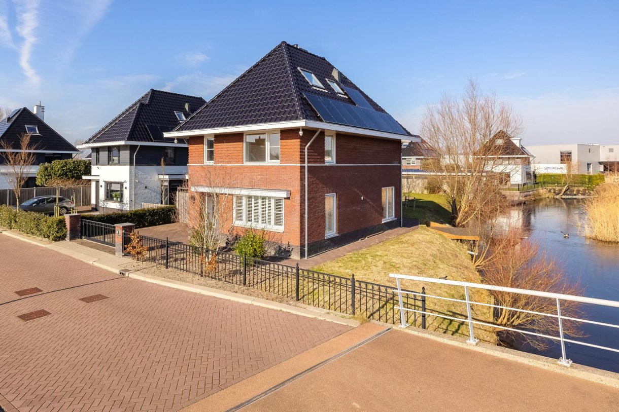 Te koop: Foto Woonhuis aan de Abeelenpark 24 in Noordwijkerhout