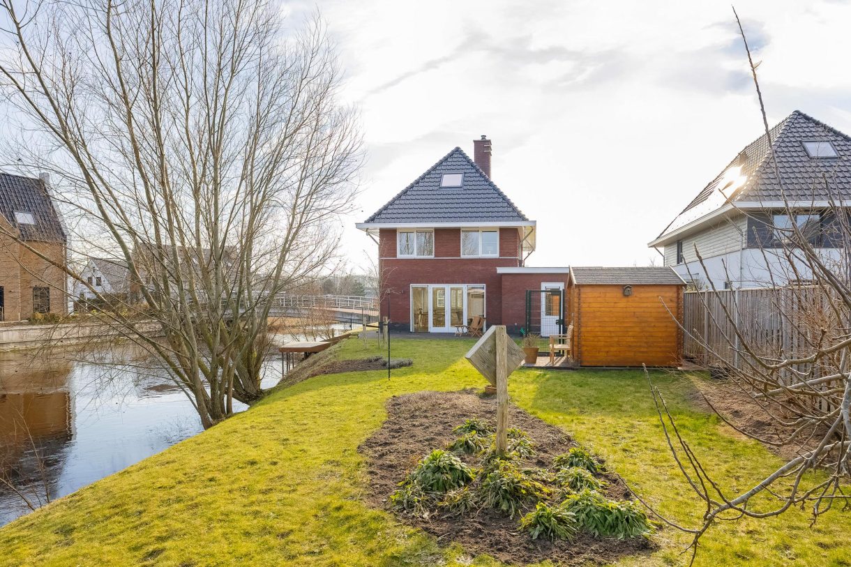 Te koop: Foto Woonhuis aan de Abeelenpark 24 in Noordwijkerhout