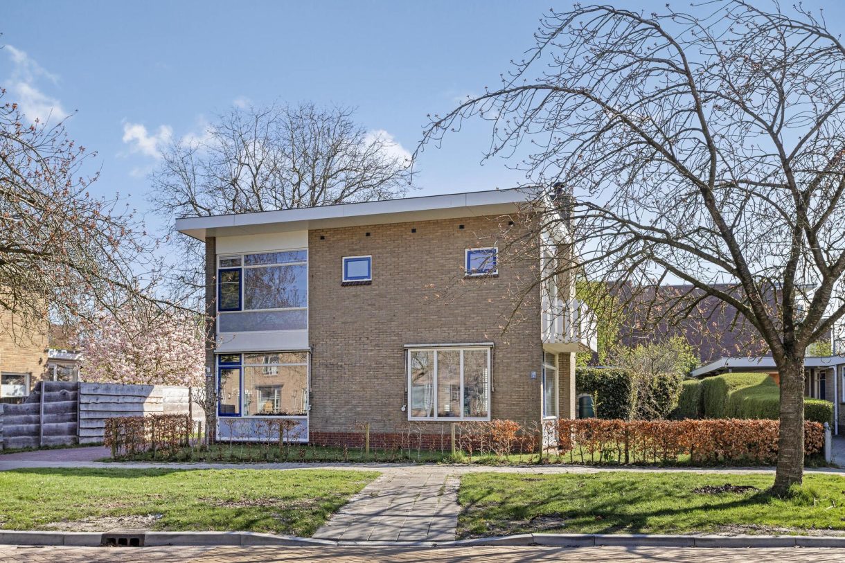 Te koop: Foto Woonhuis aan de Van Panhuyslaan 30 in Leek