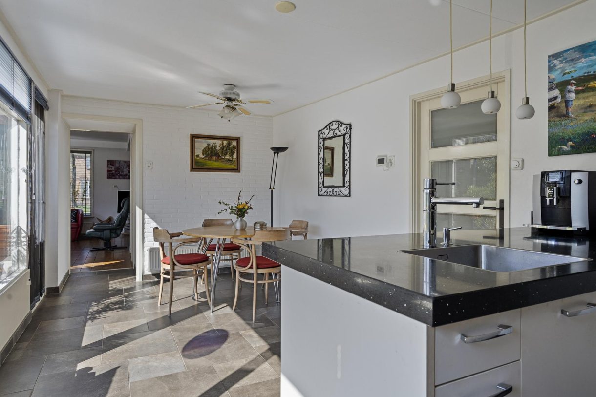 Te koop: Foto Woonhuis aan de Van Panhuyslaan 30 in Leek