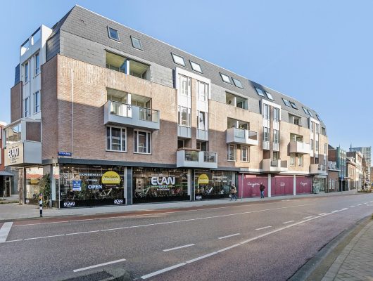 Hoofdfoto van Eindhoven Kleine Berg 125