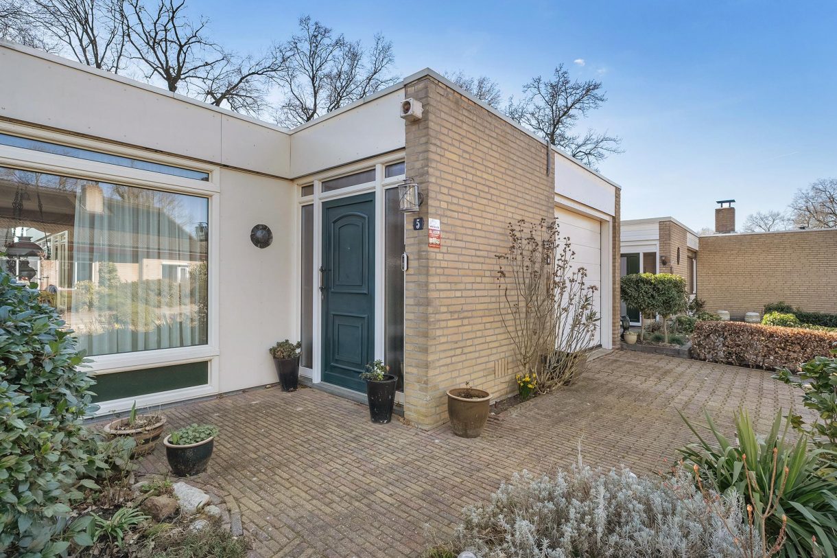 Te koop: Foto Woonhuis aan de Einsteinlaan 5 in Hoogeveen