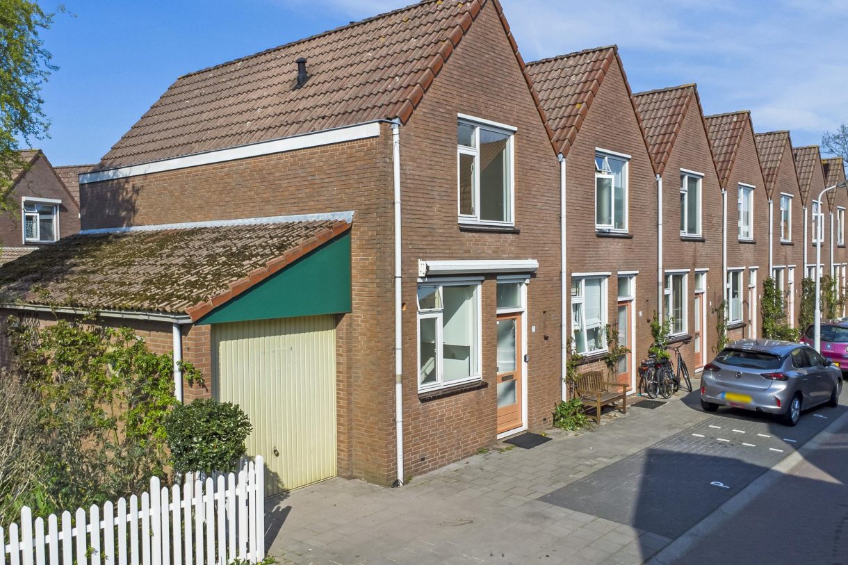 Te koop: Foto Woonhuis aan de Konijnenpad 1 in Zaandam