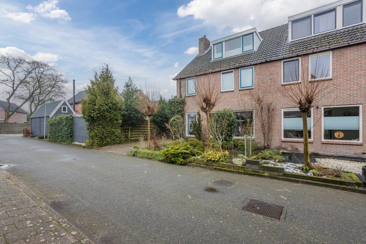 Te koop: Foto Woonhuis aan de Sloutersverlaat 23 in Hoogeveen