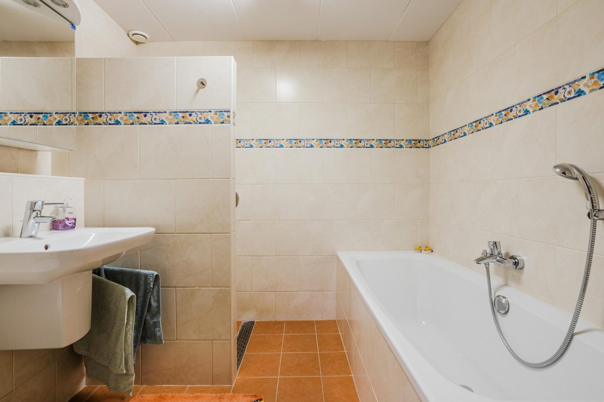 Te koop: Foto Woonhuis aan de Sloutersverlaat 23 in Hoogeveen