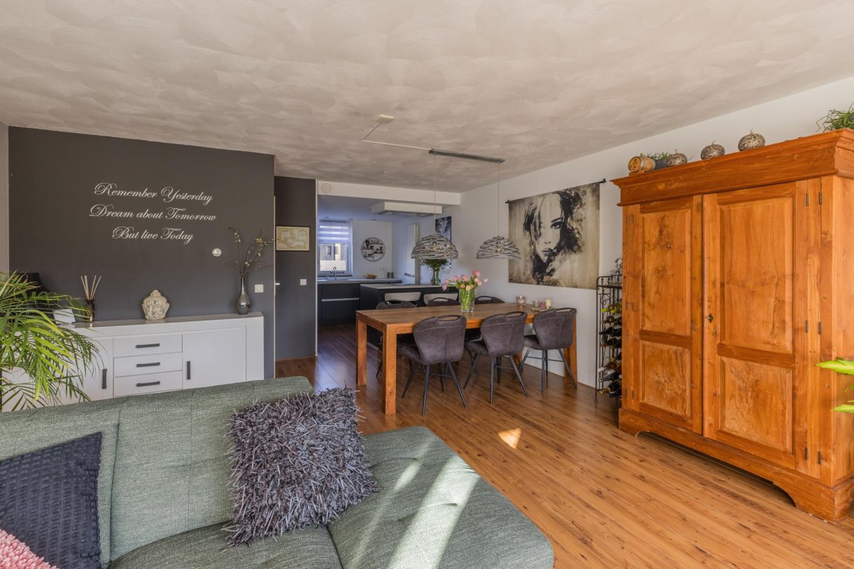 Te koop: Foto Woonhuis aan de Narcis 45 in Breukelen