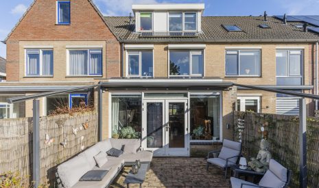 Te koop: Foto Woonhuis aan de Narcis 45 in Breukelen