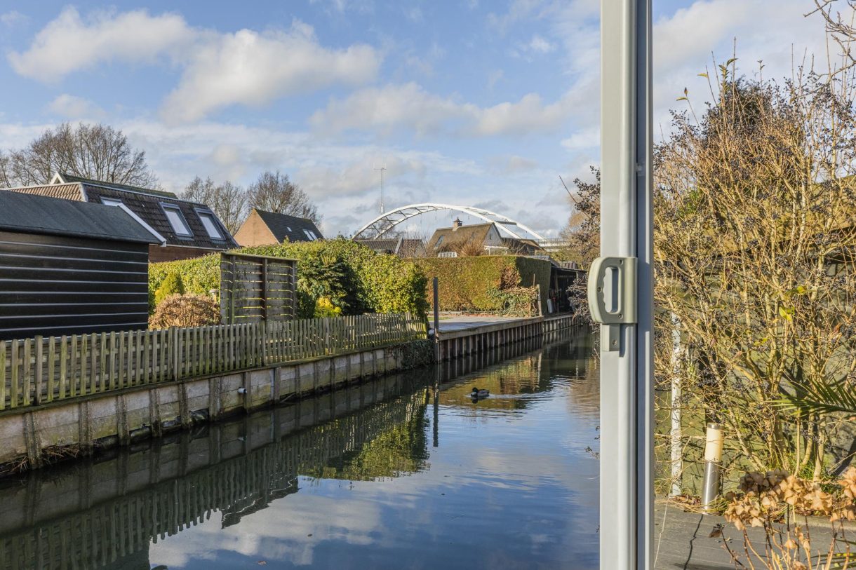 Te koop: Foto Woonhuis aan de Narcis 45 in Breukelen