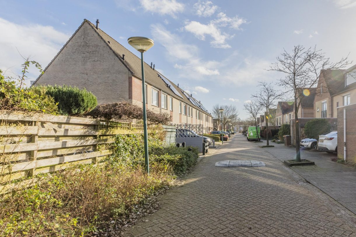 Te koop: Foto Woonhuis aan de Narcis 45 in Breukelen