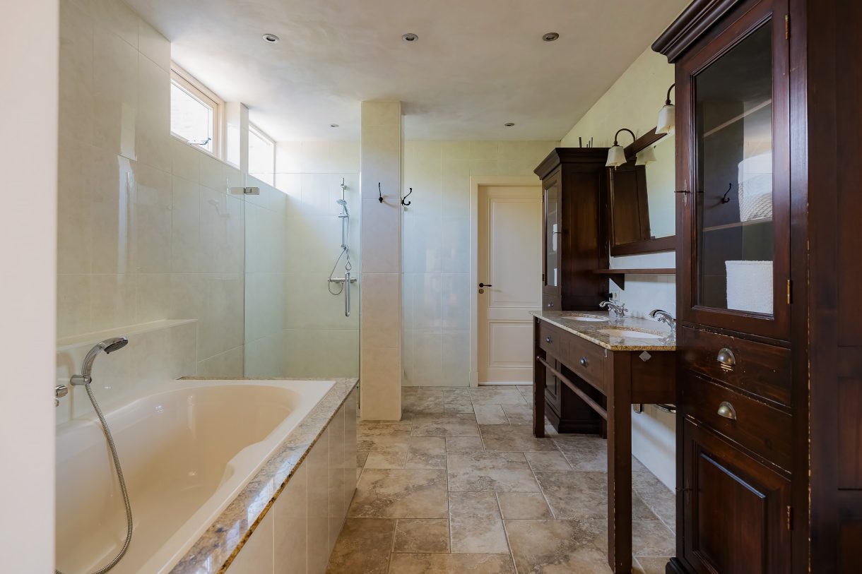 Te koop: Foto Woonhuis aan de van Speykstraat 1 in Lisse