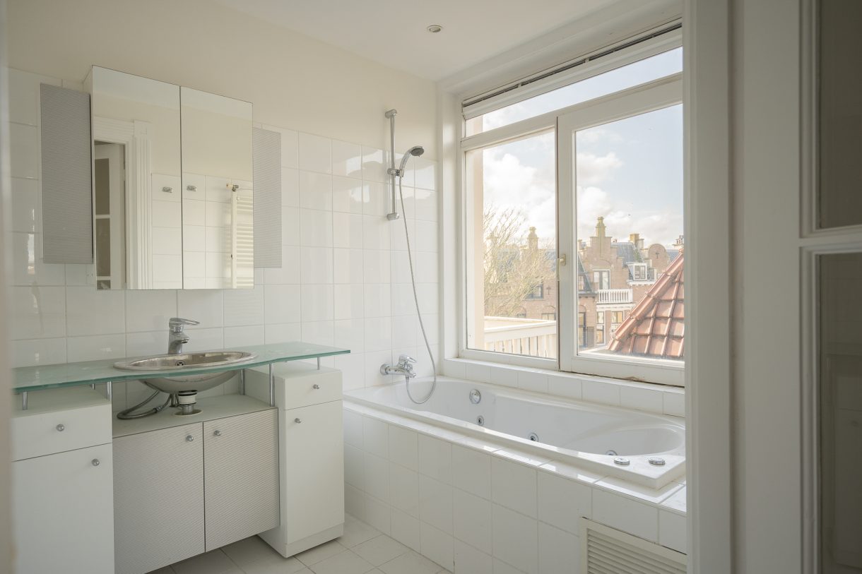 Te koop: Foto Appartement aan de Helmstraat 5C in 's-Gravenhage